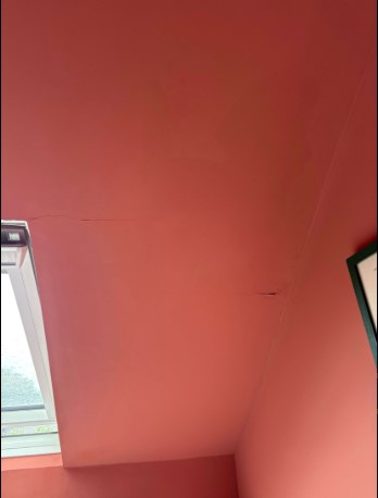 traders-paint-Coat